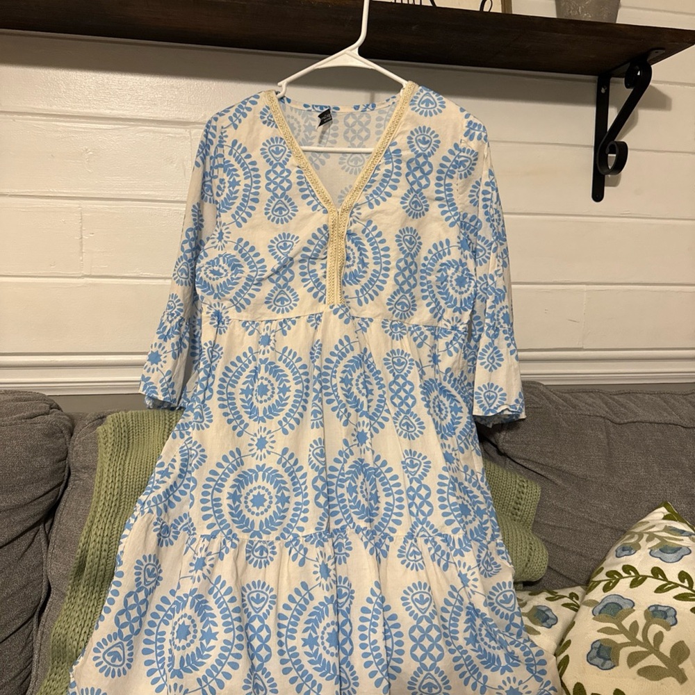 Blue and White V-Neck Sundress with Bishop Sleeves MEDIUM